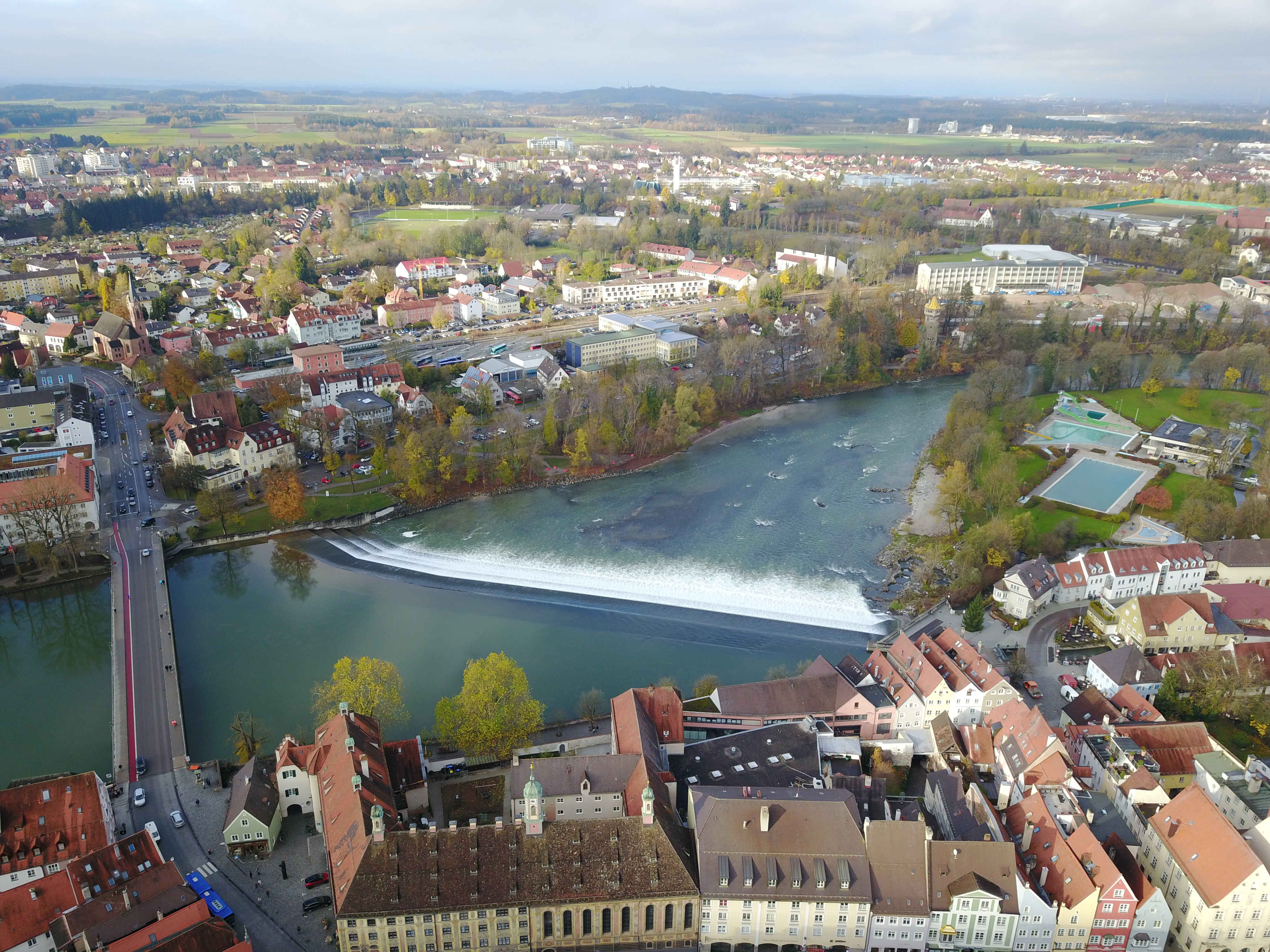 Blick auf die Altstad und das Inselbad